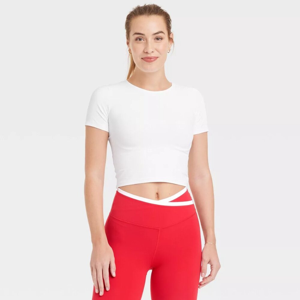 EUC all in motion Stretch Cropped White Baby T-Shirt
